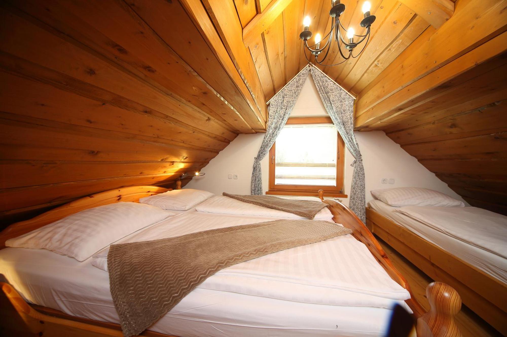 Vila Edelweiss Rooms&App Краньска Гора Экстерьер фото