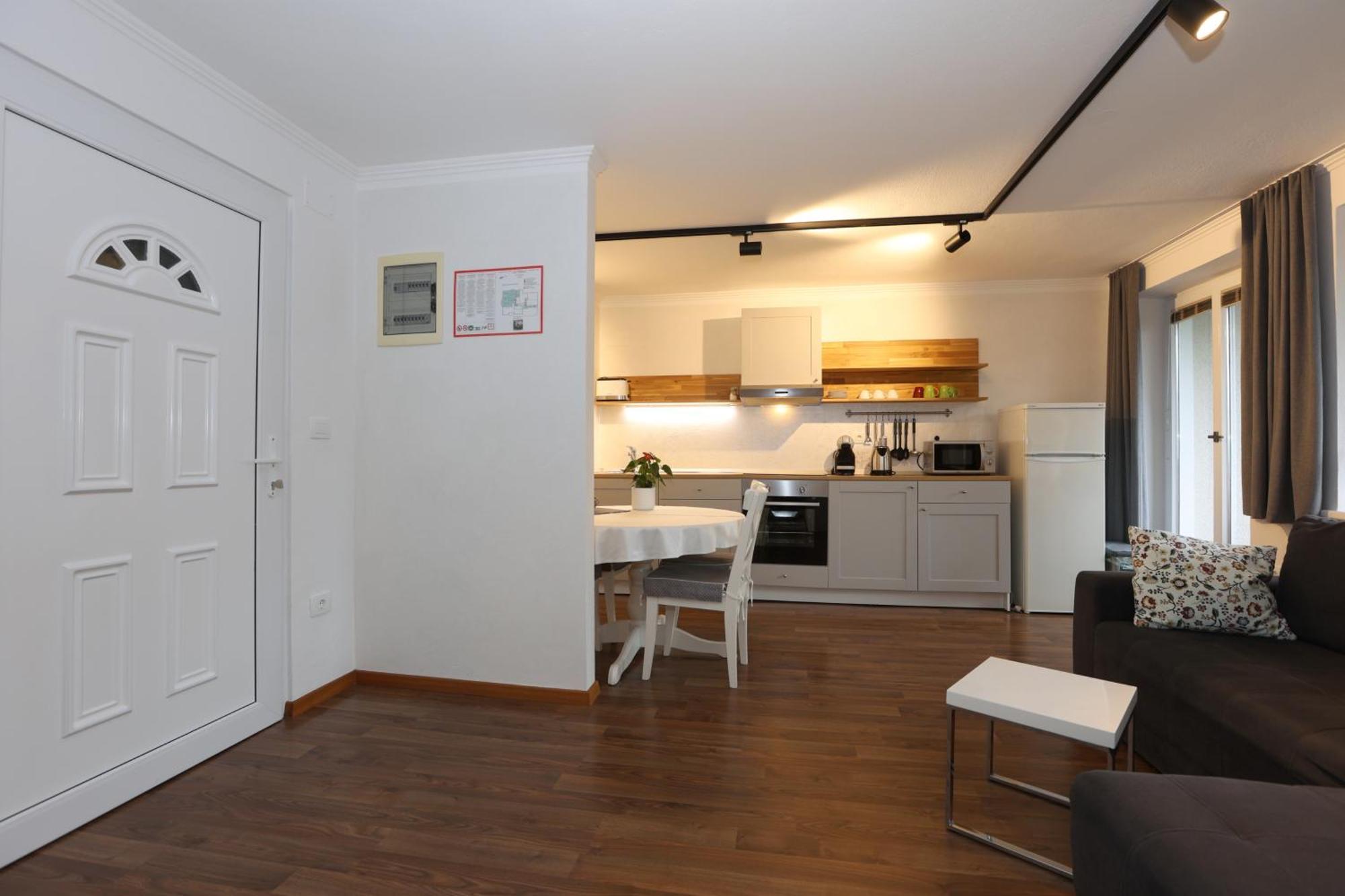 Vila Edelweiss Rooms&App Краньска Гора Экстерьер фото