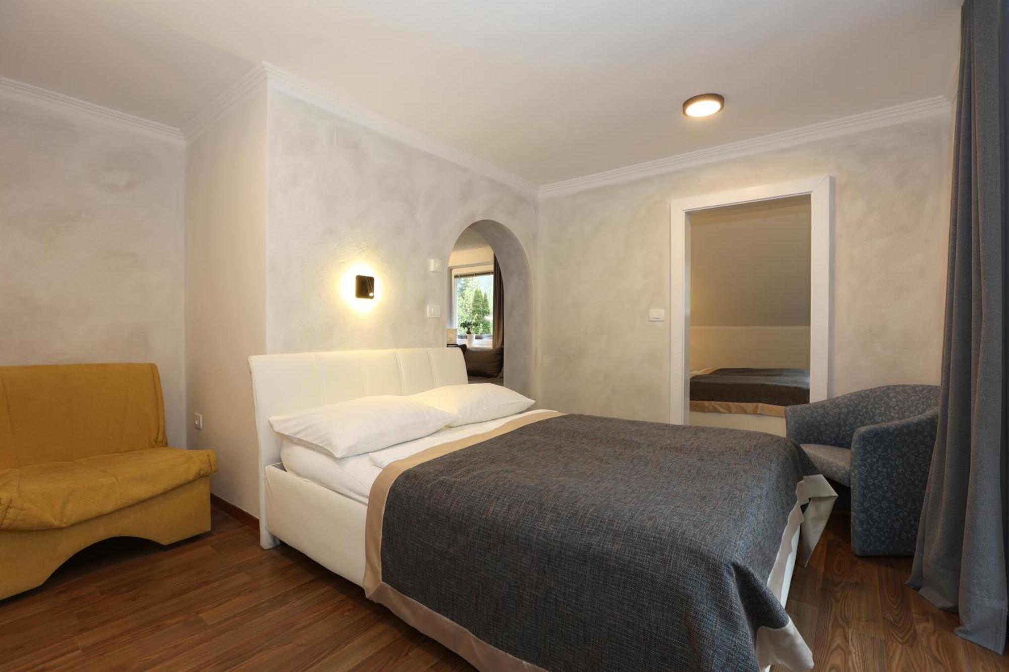 Vila Edelweiss Rooms&App Краньска Гора Экстерьер фото